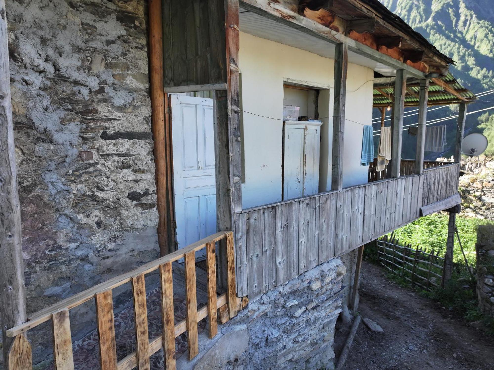 Guest House "Betqil" Adishi エクステリア 写真